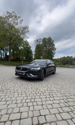 Volvo V60 cena 119064 przebieg: 165000, rok produkcji 2019 z Jasło małe 137